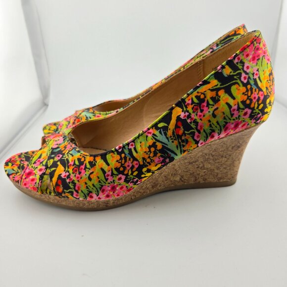 Dexflex Comfort Floral Peep Toe Wedges | Multi-Color Heels | Size 6.5 - Picture 4 of 11
